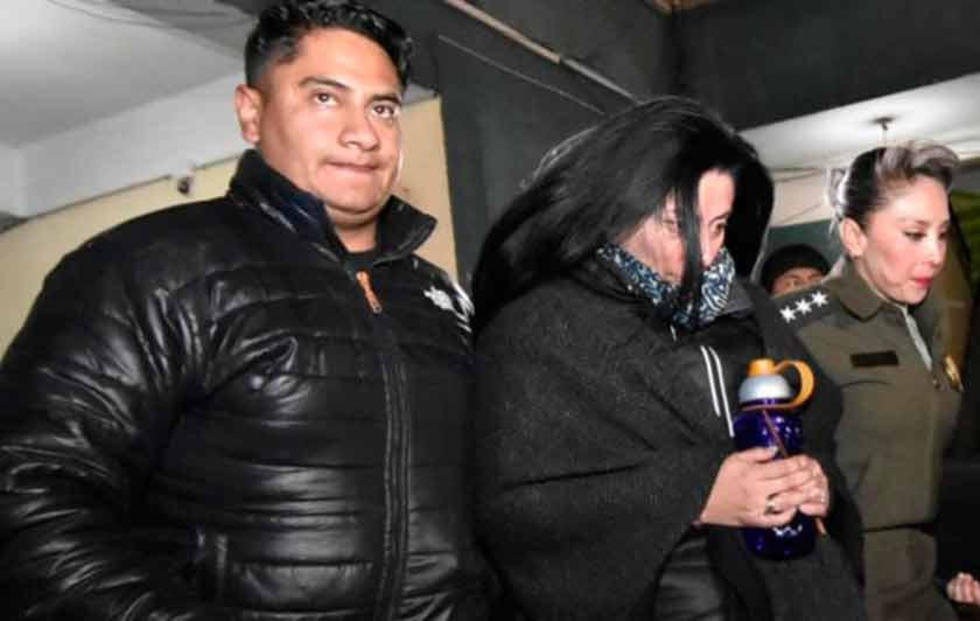Aprehenden a exjefa de la Uelicn por denuncias de corrupción