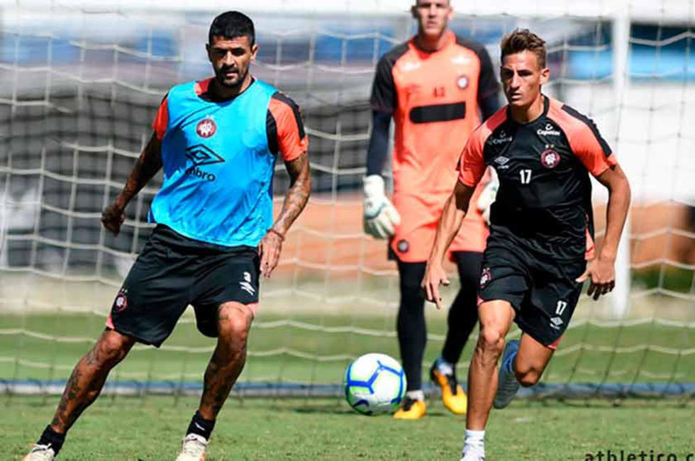 Paranaense defiende su liderato ante Tolima