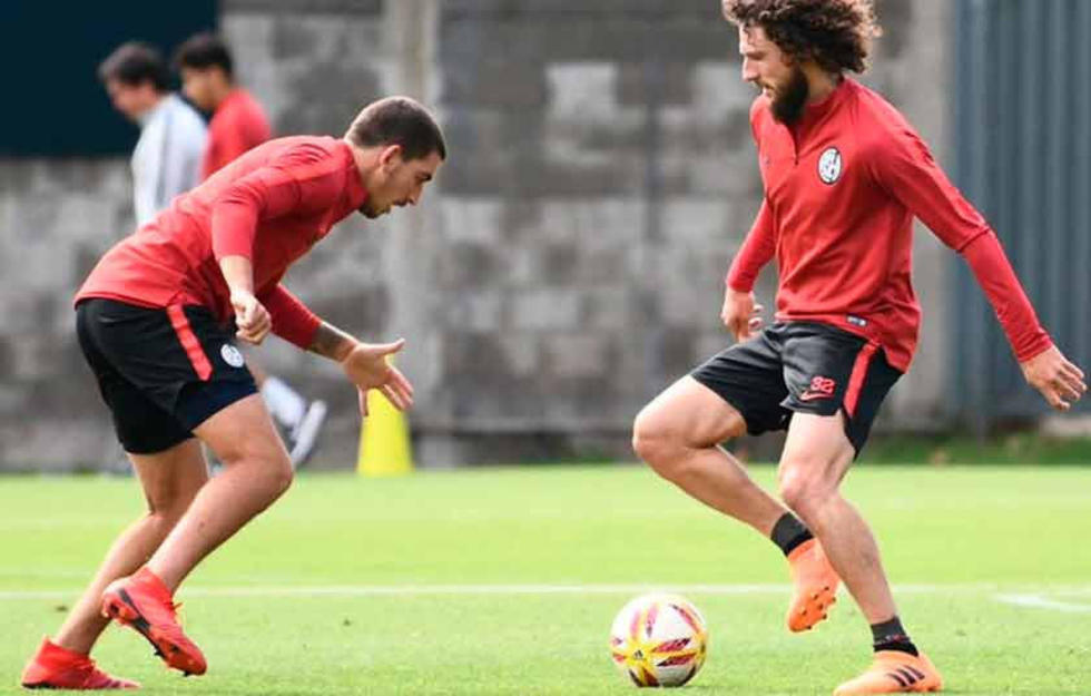 San Lorenzo quiere cerrar su pase a octavos de final