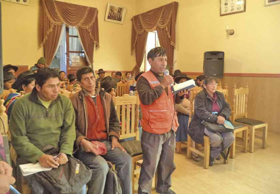 Padres piden atender las necesidades de escuela