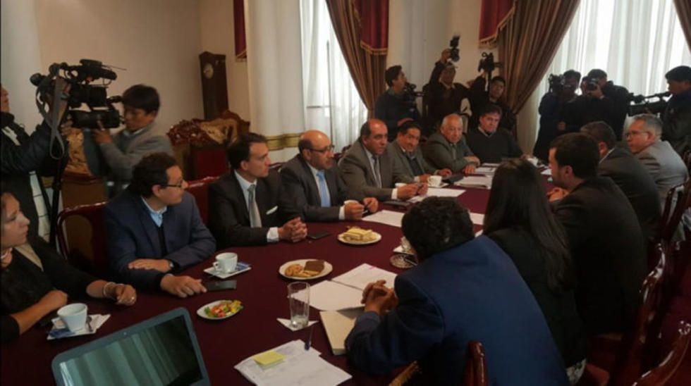 Gobierno analizará la reforma a eliminación de edictos impresos 