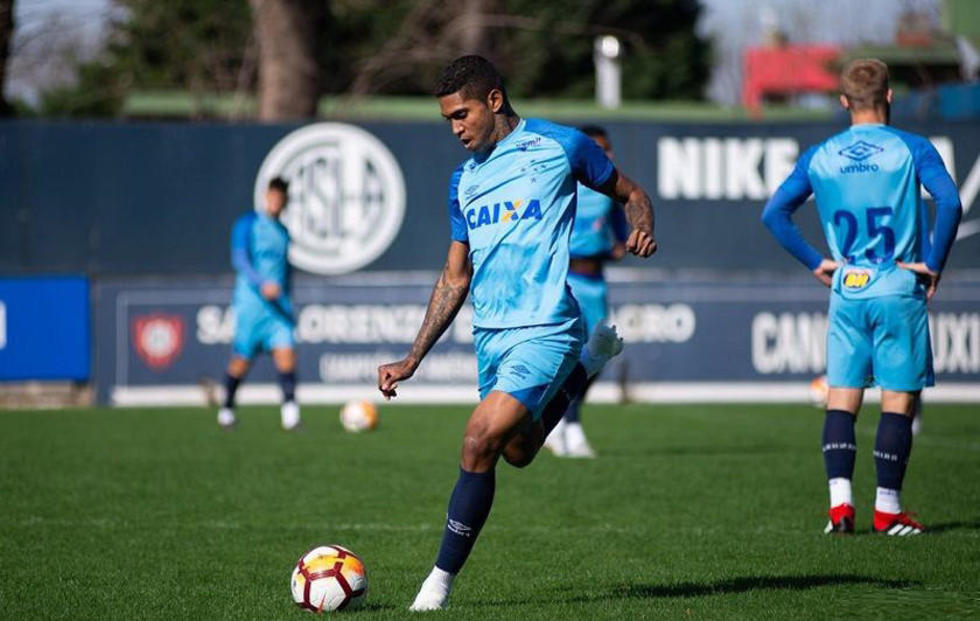 Cruzeiro quiere ganar a Lara