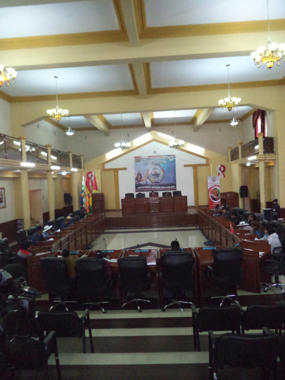 Aprueban incremento de la escala salarial del Gobierno departamental