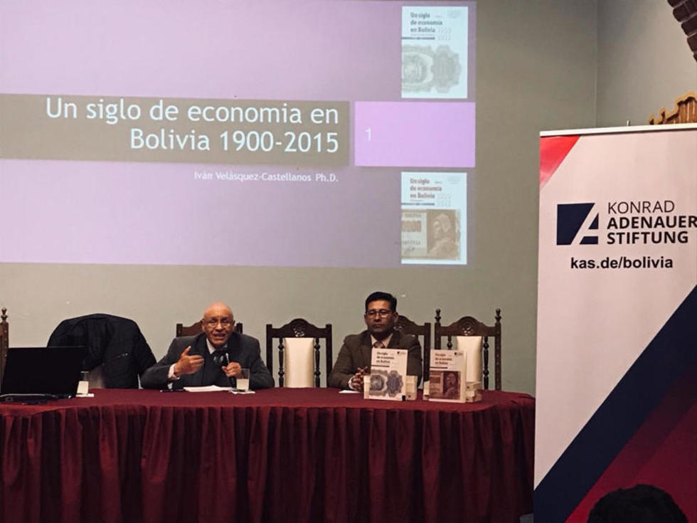 Libro contiene análisis de la historia económica del país