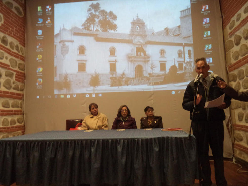Hoy culmina encuentro de escritores sobre Carlos Medinaceli