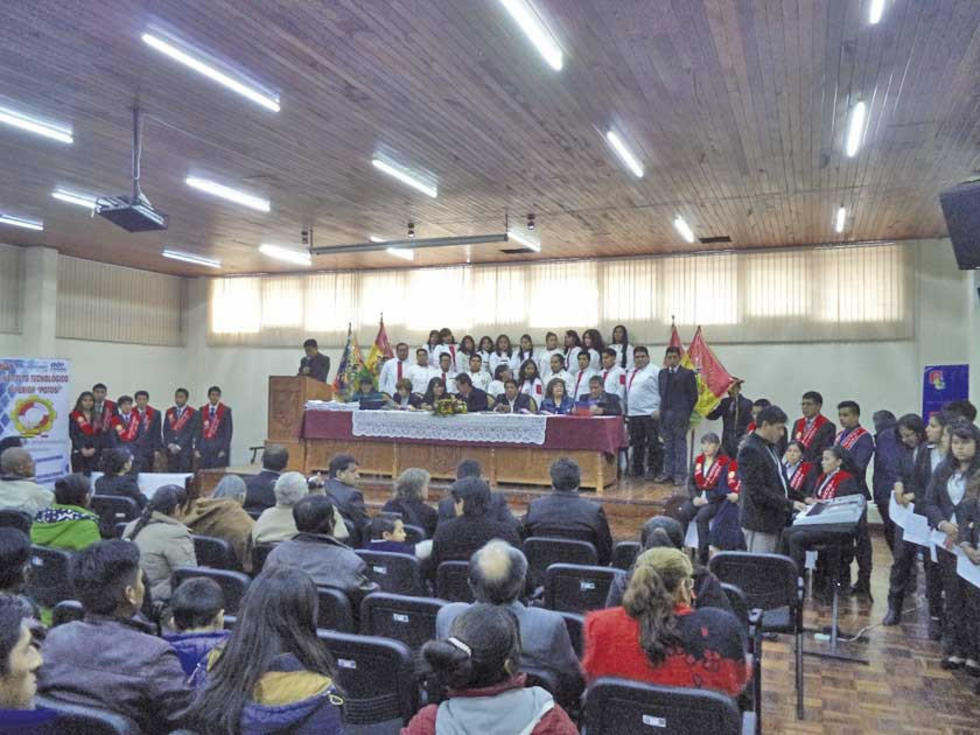 Se gradúan 37 profesionales del Instituto Tecnológico Potosí