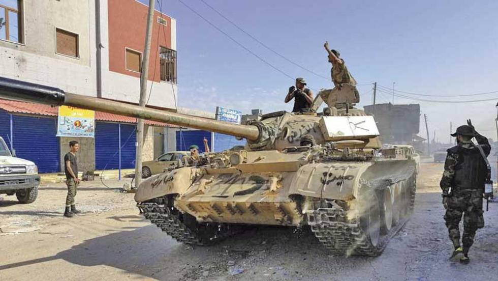 Fuerzas de Hafter en Libia contraatacan desde el aire 