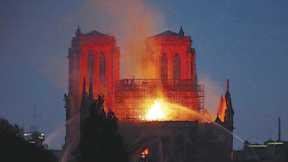 Arreglarán Notre Dame “como era”