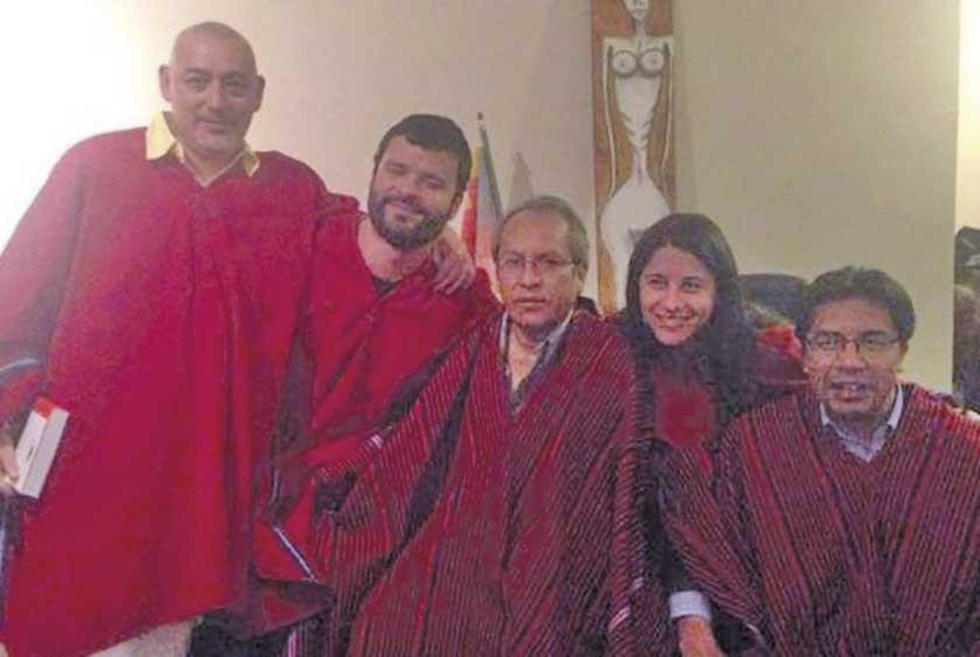 Director de Neurona dice que contrato con el MAS financió otros proyectos