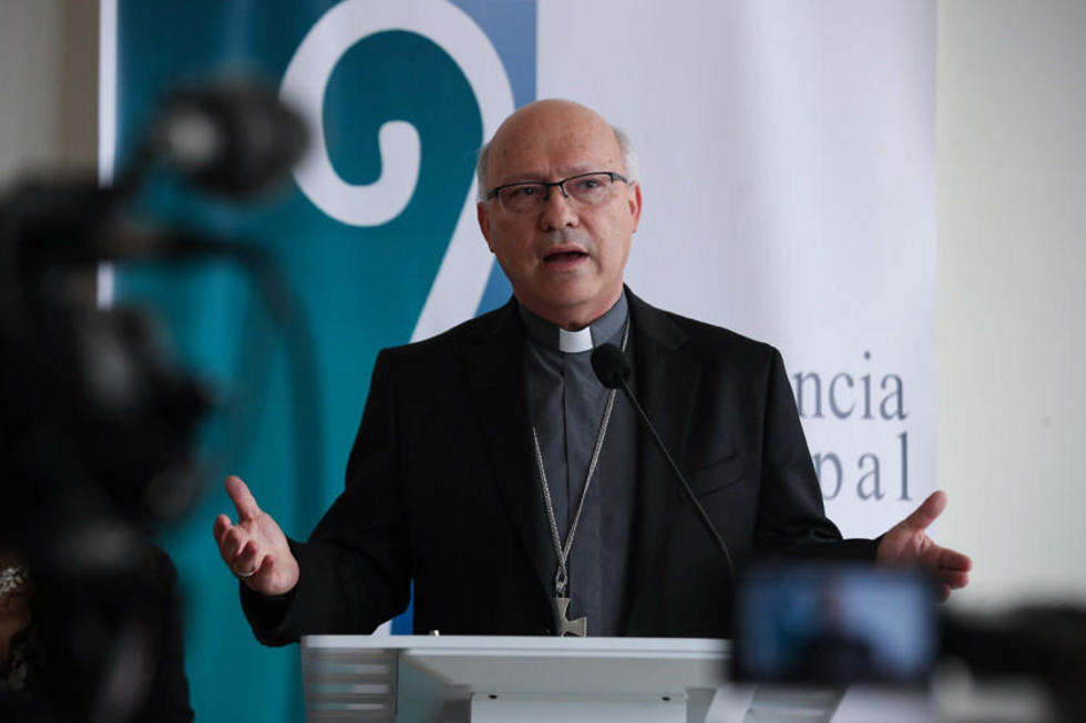 Iglesia cooperará con la justicia sin romper secreto de confesión