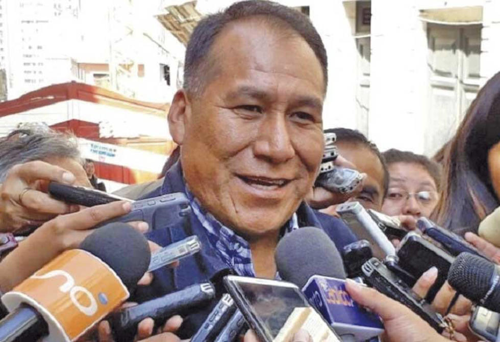 Alcalde de Achacachi es aprehendido por hechos de corrupción