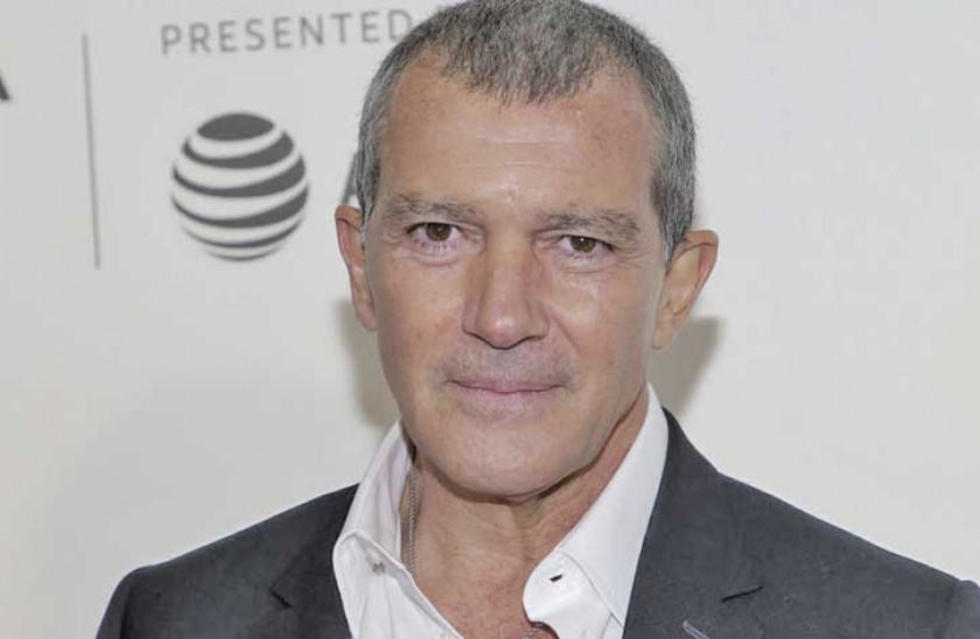 Antonio Banderas dice que los Platino son "absolutamente necesarios"