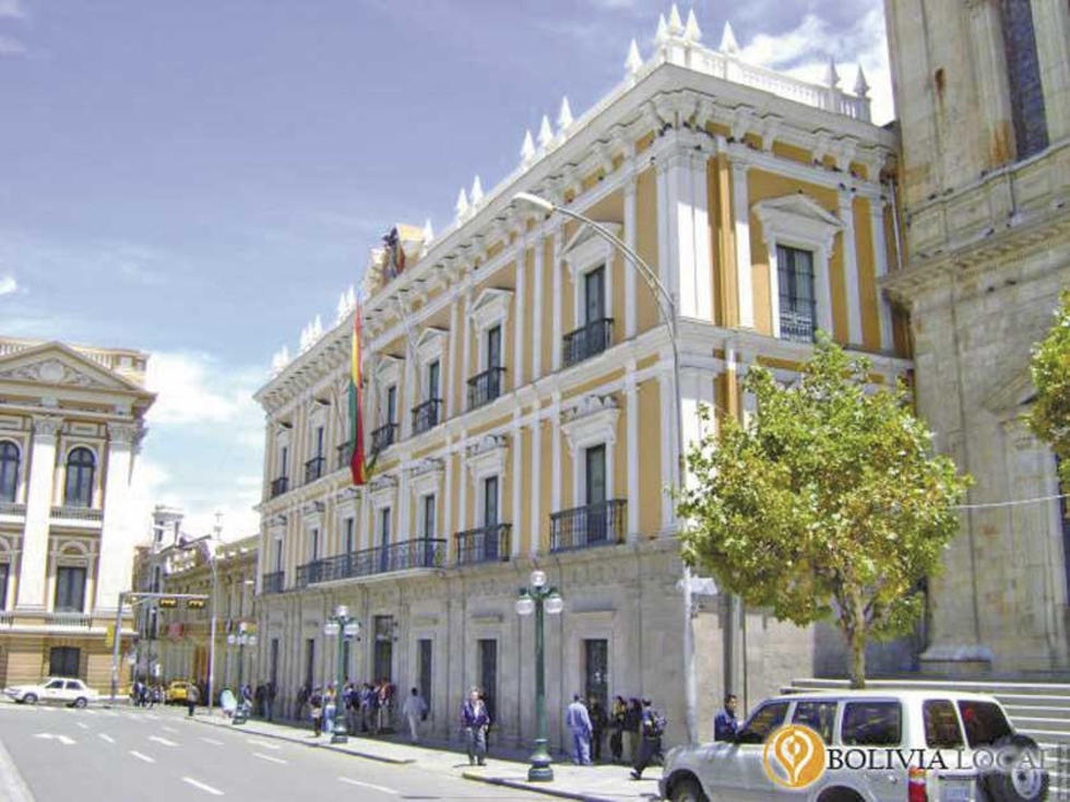 Abrirán al público el Palacio Quemado el 18 de mayo