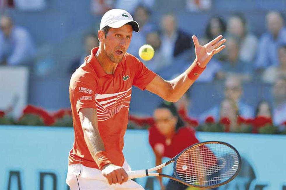 Djokovic vence a Thiem y jugará por tercera vez la final