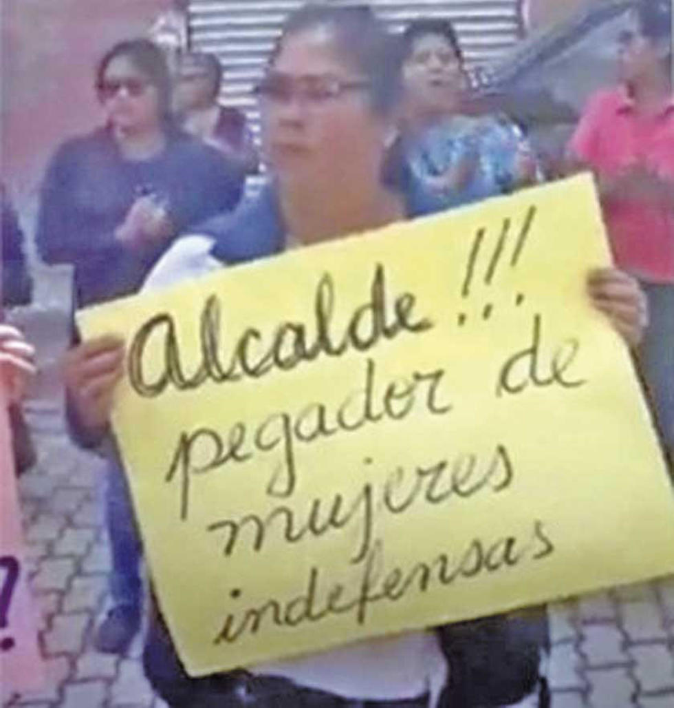 Protestan contra Alcalde de Chulumani por violencia 