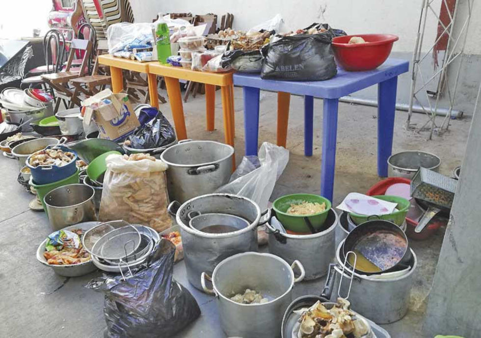 Sancionan a locatarios por el mal manejo de alimentos