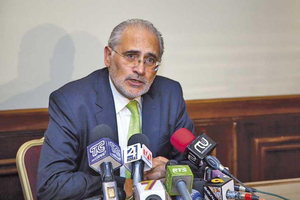 Responsabilizan Carlos Mesa de inviabilizar la unidad de la oposición
