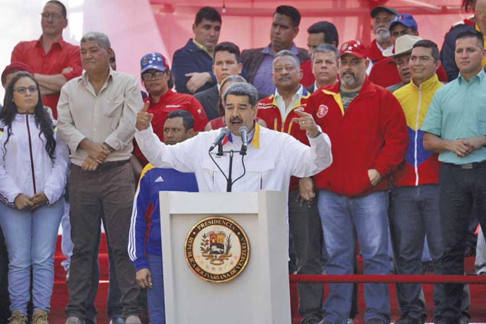 Maduro propone el adelanto de las elecciones para legisladores