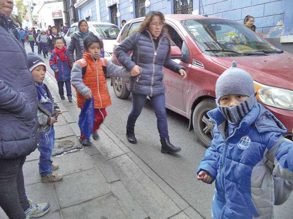 El frío causa ausentismo escolar en el extremo norte y sudoeste