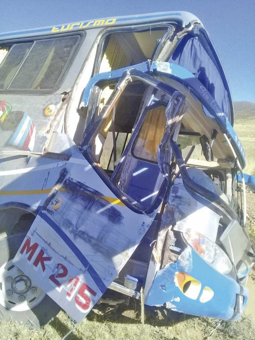 Se estrella un bus con una delegación de alumnos