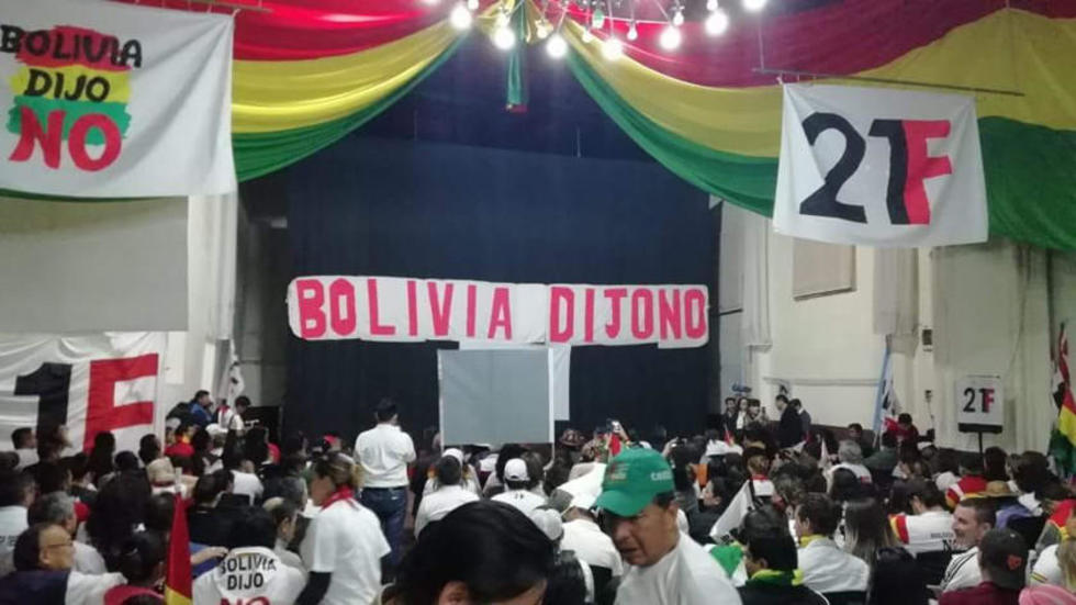 Plataformas piden votar por el candidato que pueda ganar a Morales