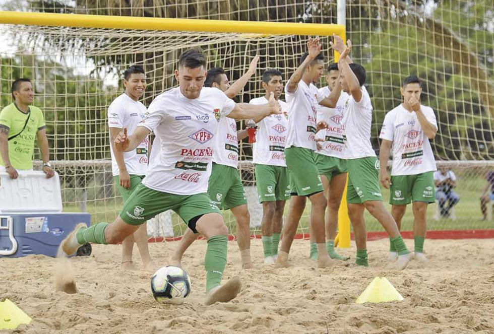 El técnico de la Verde pule el once inicial