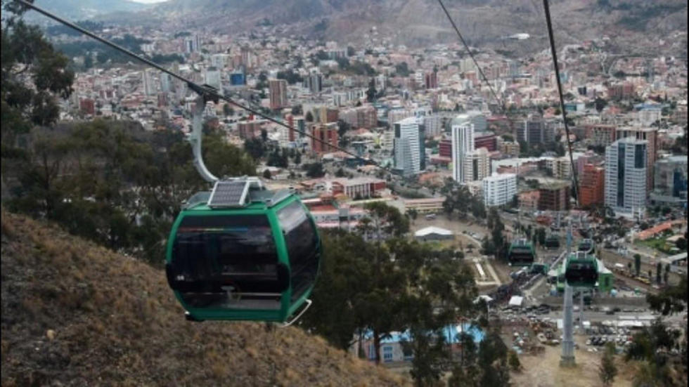 Identifican a personas que habrían amedrentado a una mujer y a su hija