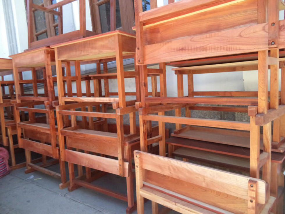 Dotarán de mobiliario a escuelas de primaria
