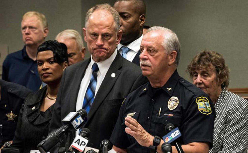 Identifican al tirador que mató a 12 personas en Virginia Beach