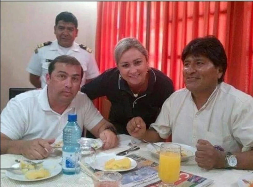 Romero: no  expresan nada fotos de autoridades con acusada  de narcotrafico