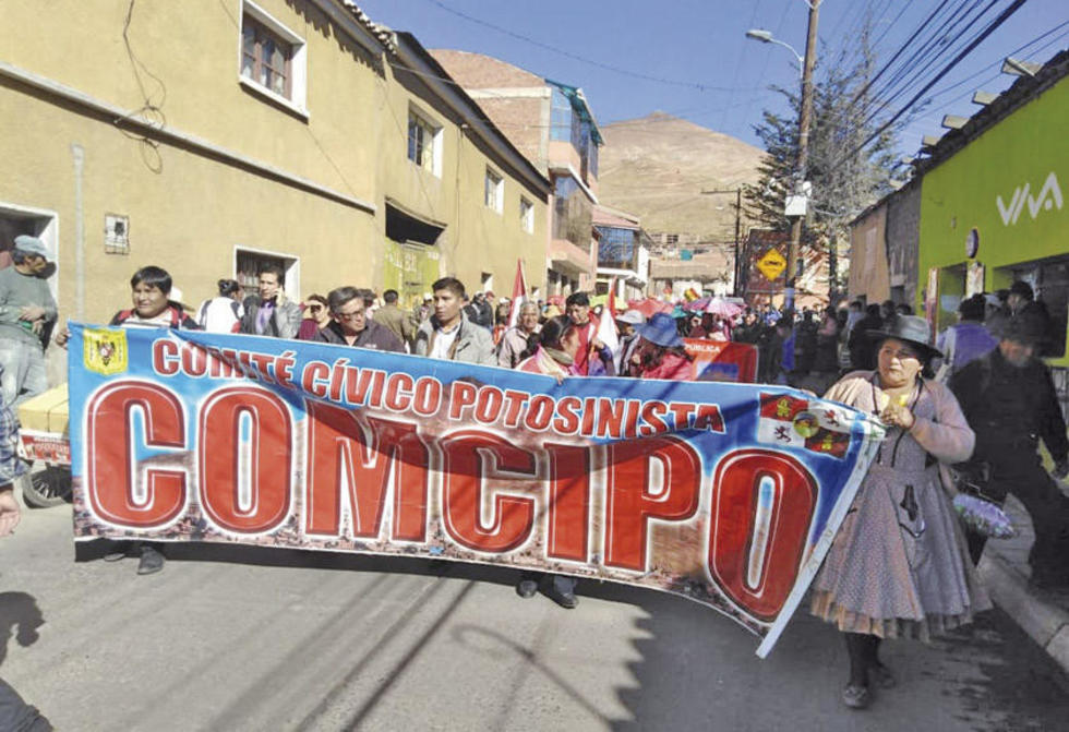 Los cívicos prevén más paros si no elaboran ley de regalías del litio
