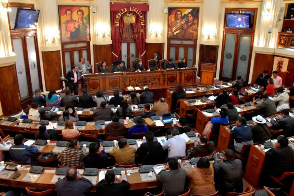 El Legislativo aprueba modificación a la Ley Marco de Autonomías