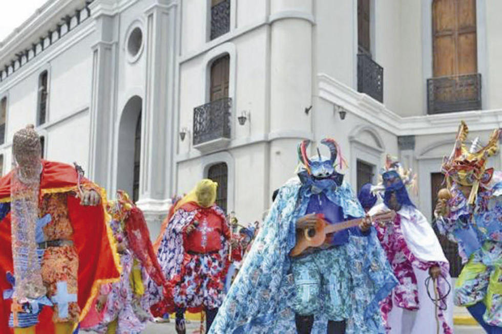 Un Corpus Christi de Venezuela incluye a "diablos danzantes"