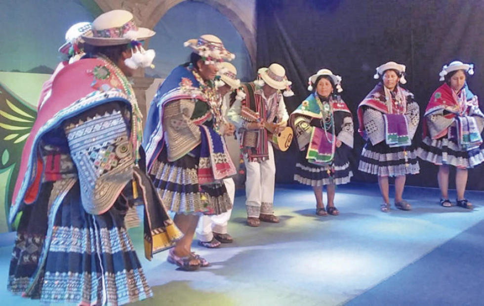 Puna presentó su "Carnaval del Fandango" en La Paz 