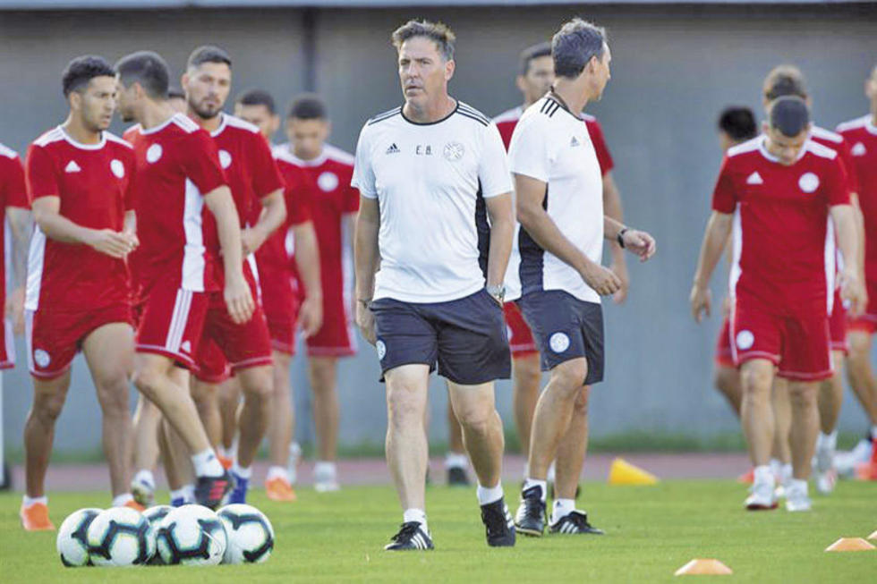 Paraguay busca su pase a cuartos de final ante la selección de Colombia