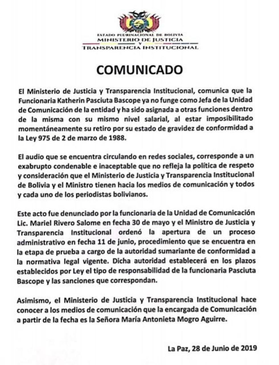 Remueven a funcionaria que denigró a su subordinada e insultó a periodistas