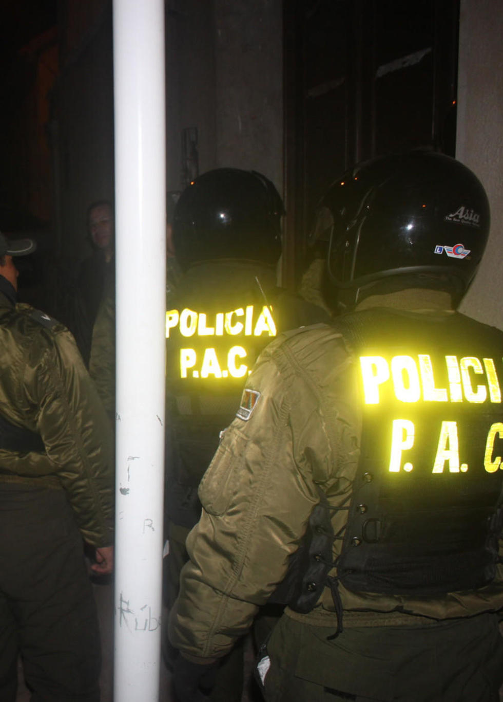 Una mujer mata con 12  puñaladas a su pareja