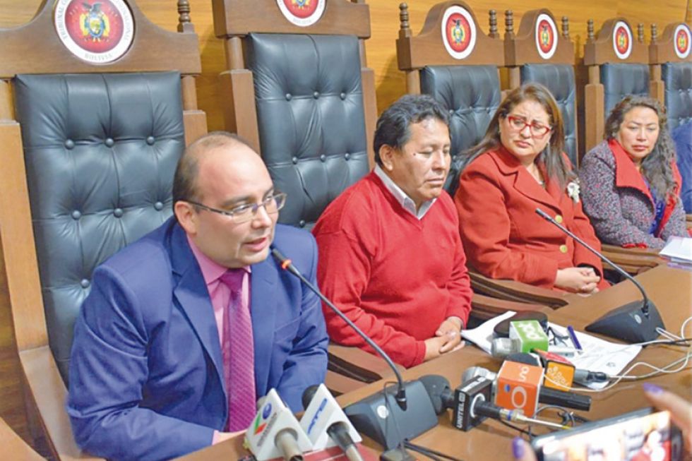 TCP fija que autoridades ya no deben renunciar para ser candidatos