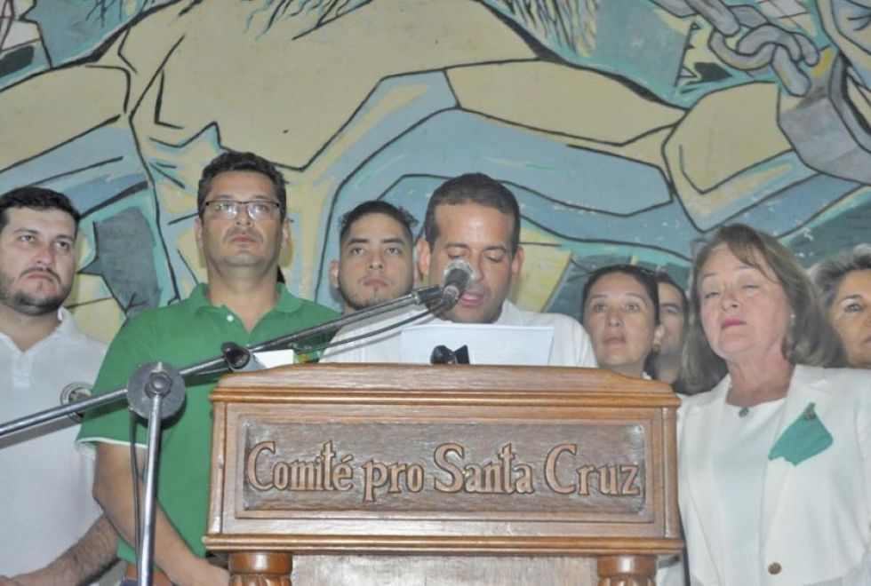 Santa Cruz cierra el paro y cívicos preparan una protesta nacional