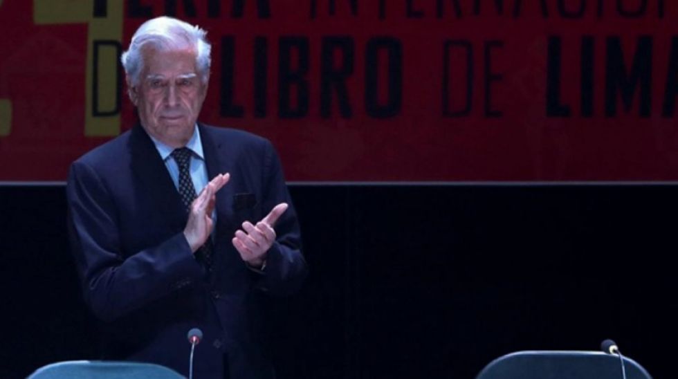 Vargas Llosa califica como catastrófica una reelección de Evo Morales