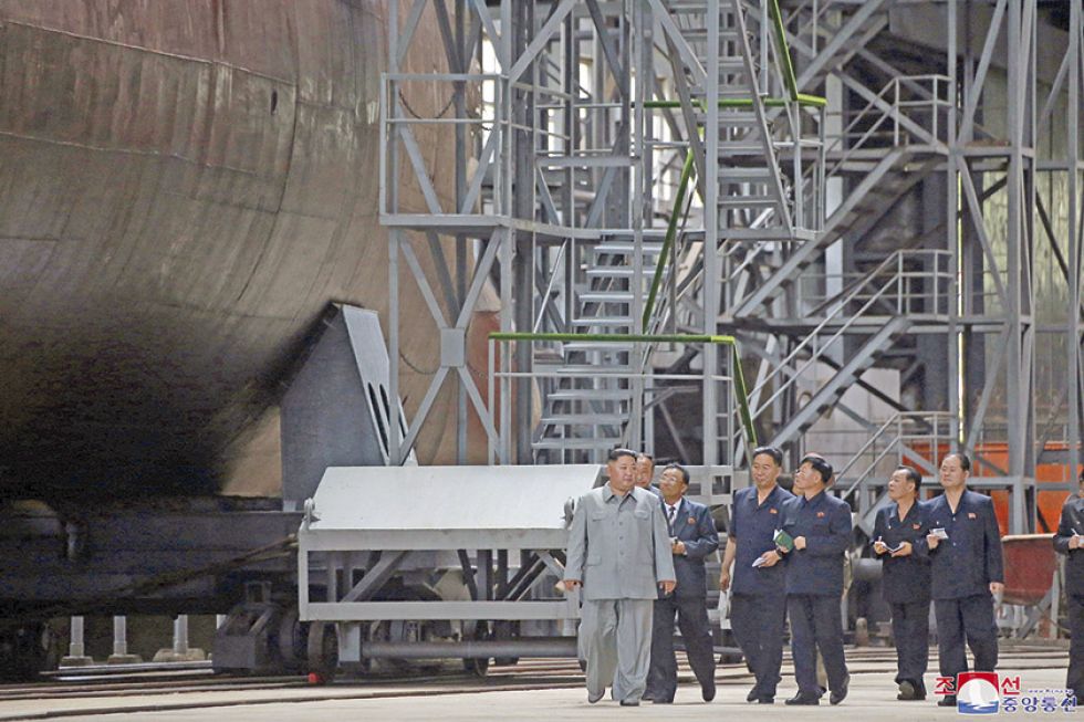 Kim presiona a EEUU  y lanza 2 nuevos misiles