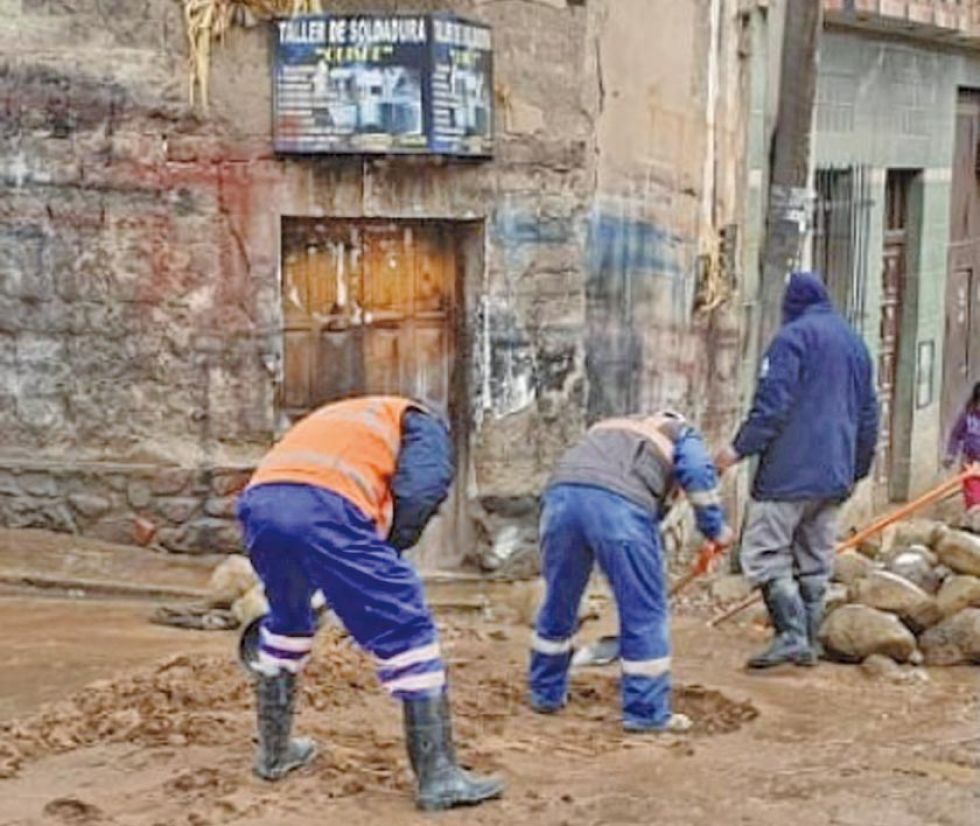 Vecinos de la 14 de Infantería están si agua