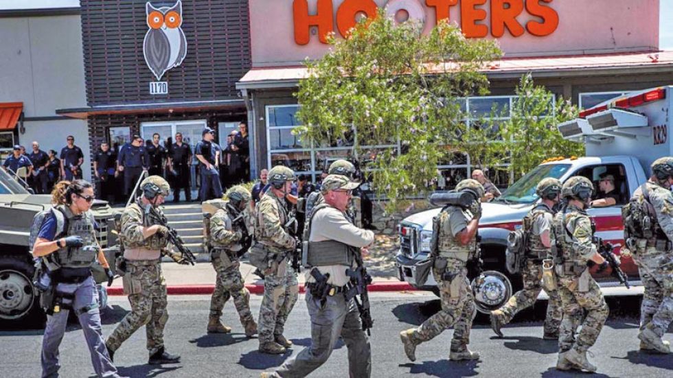 Tiroteo en centro comercial deja 20 personas muertas en EE.UU.