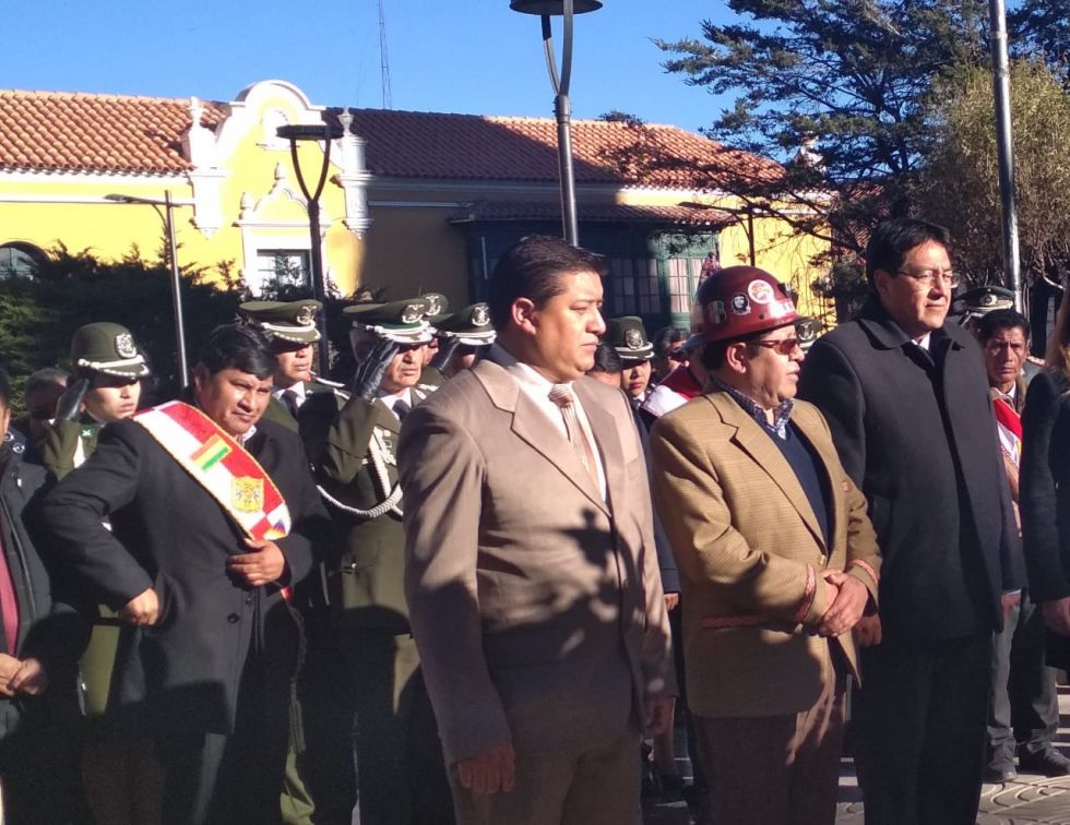 Gobernador propone diálogo sobre el litio y diputado opositor acepta pero antes de las elecciones
