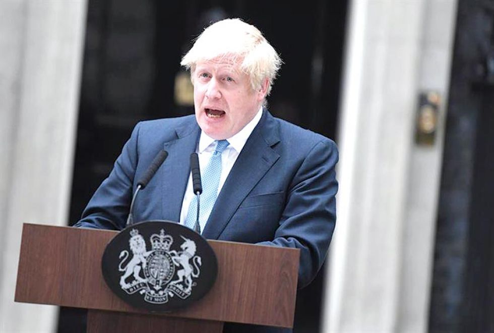 Johnson pide no bloquear "brexit" duro