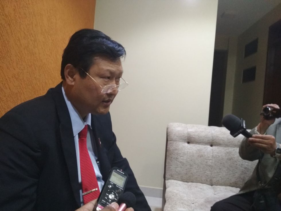 Chi afirma que la raza humana viene del paraíso