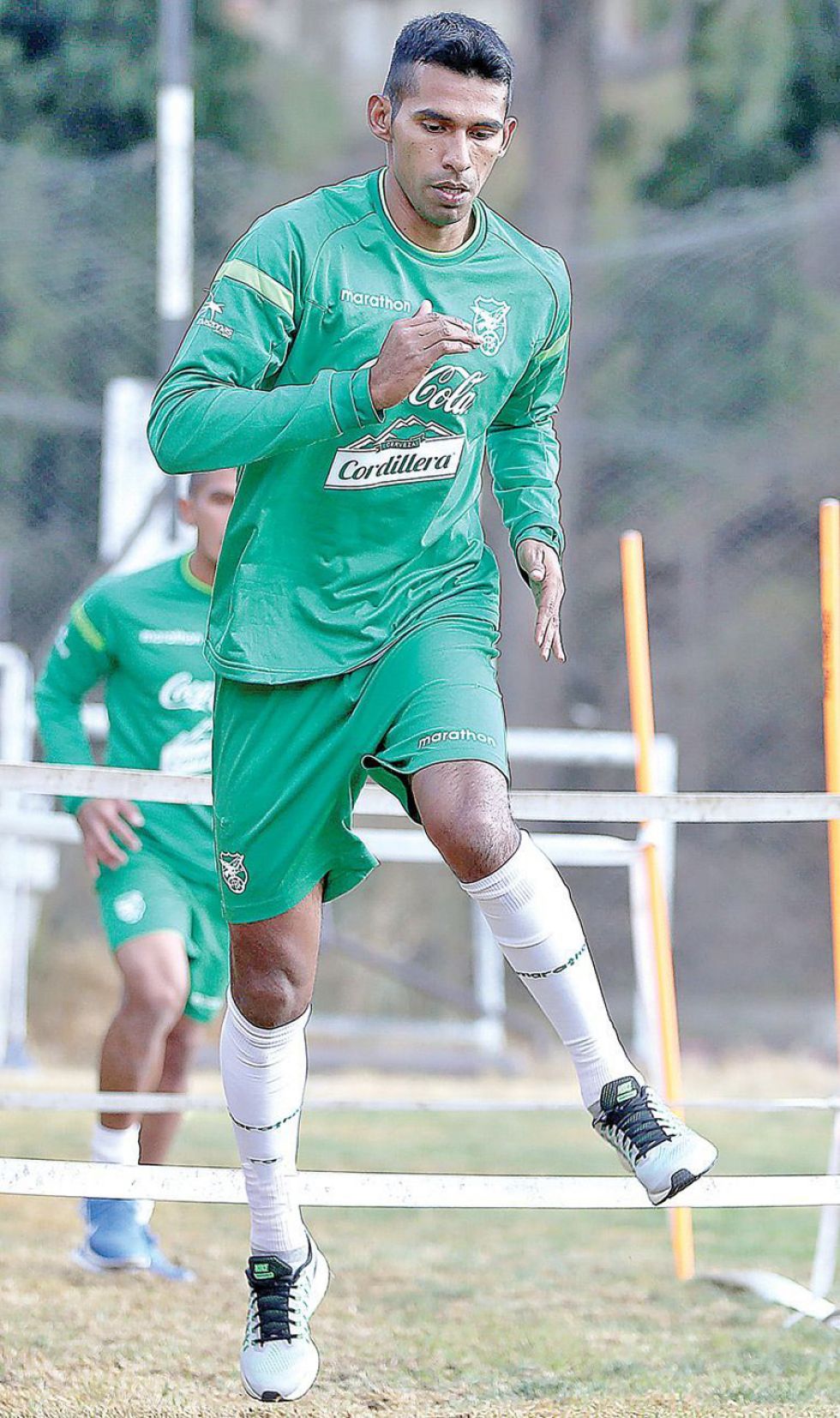 Álvarez y Bejarano no jugarán ante Ecuador
