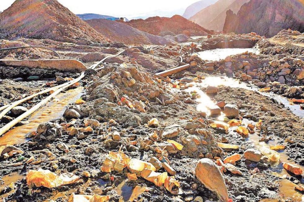 Inspeccionarán lugares de contaminación en Vitichi
