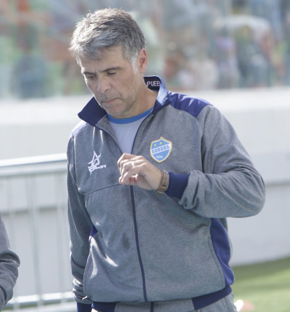 Aurora destituye al técnico Julio César Fuentes 