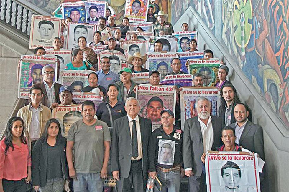 López Obrador busca esclarecer caso Ayotzinapa 